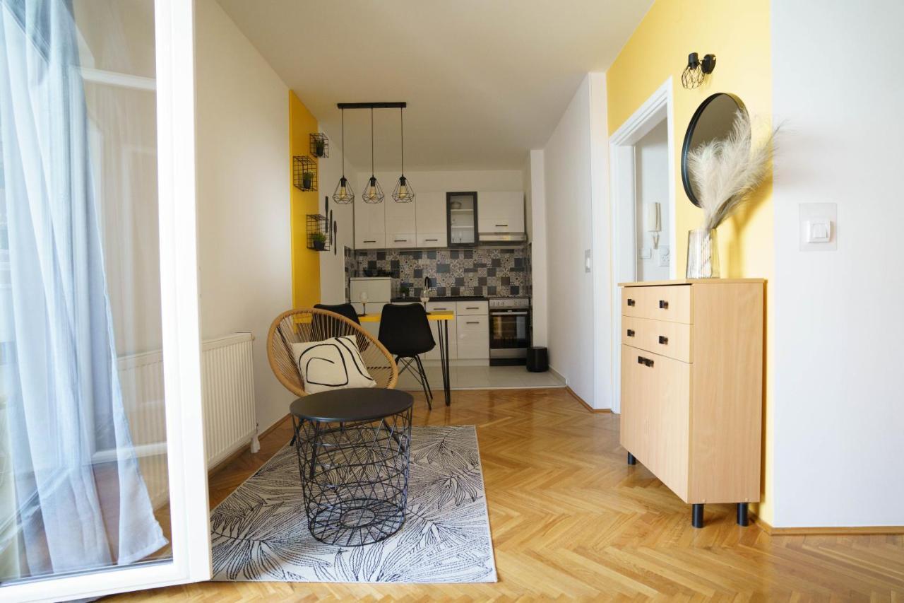 Sunny Place Novi Sad Exterior photo